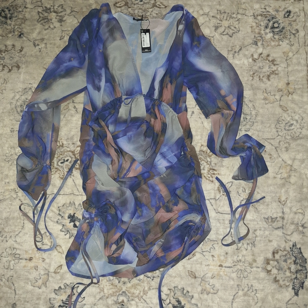 PrettyLittleThing Blue Abstract Ruched Mini Dress - Picture 3 of 5
